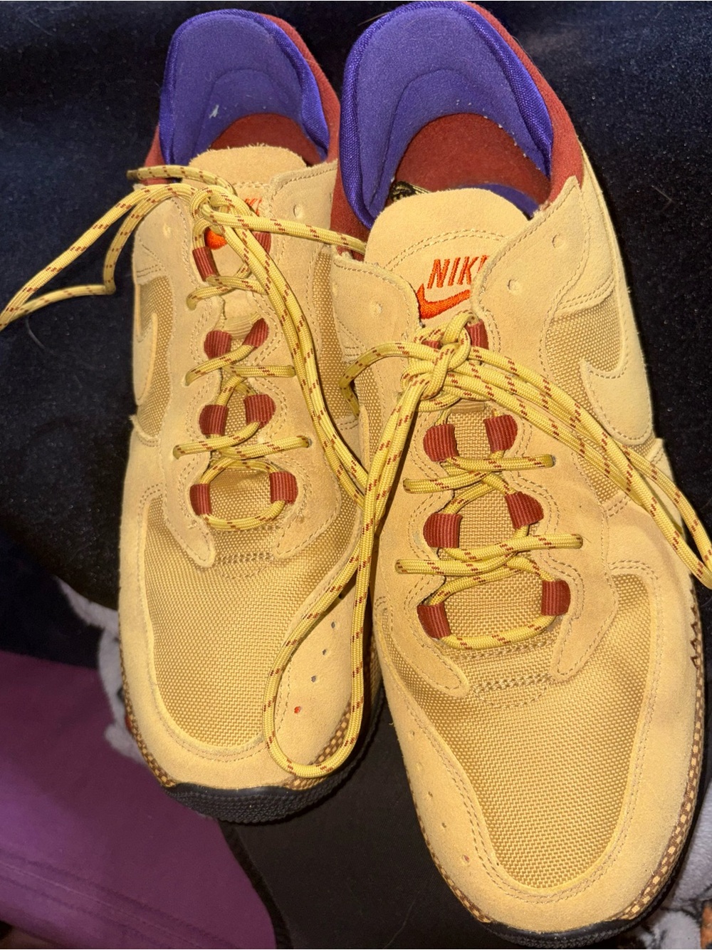 Nike Low-Top Sneakers in Mustard Yellow & Deep Purple